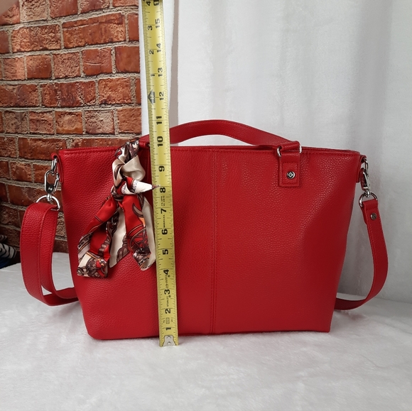 Jewell Elegant Red Tote Bag - Picture 10 of 15